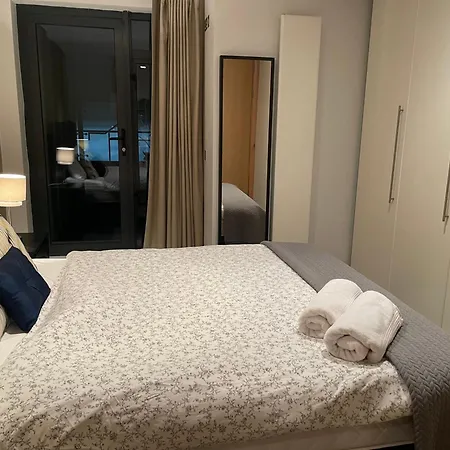 Modern Ensuite Double Bedroom Homestay szállás