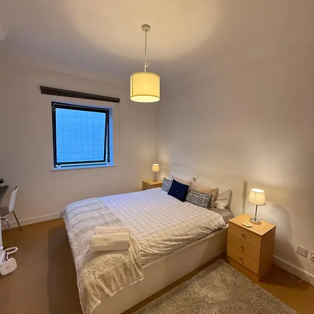 Rum i privatbostad Modern Spacious 1 Bed Dublin