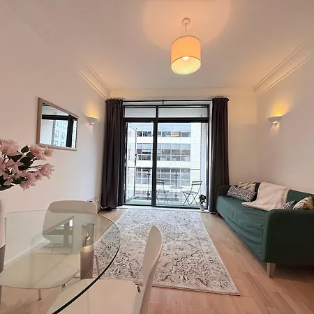 Rum i privatbostad Modern Spacious 1 Bed Dublin