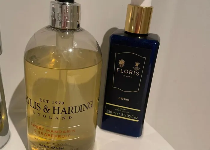 Modern Ensuite Double Bedroom Privatunterkunft Dublin