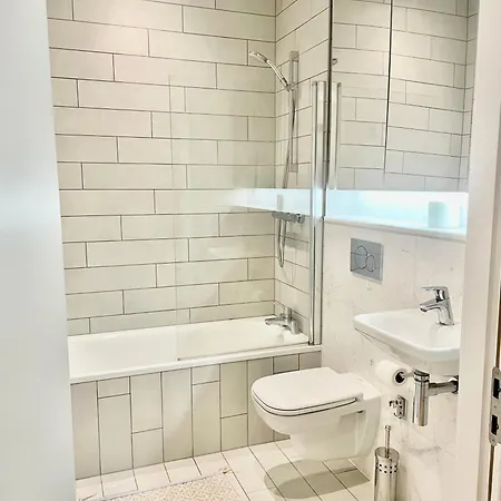 Modern Ensuite Double Bedroom דבלין